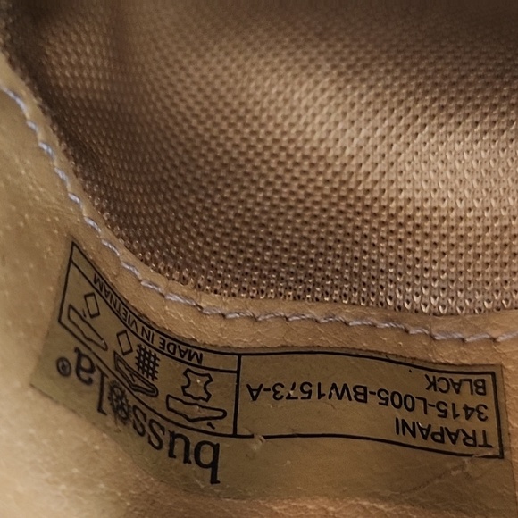 Bussella Leather Ankle Boots - Picture 9 of 10